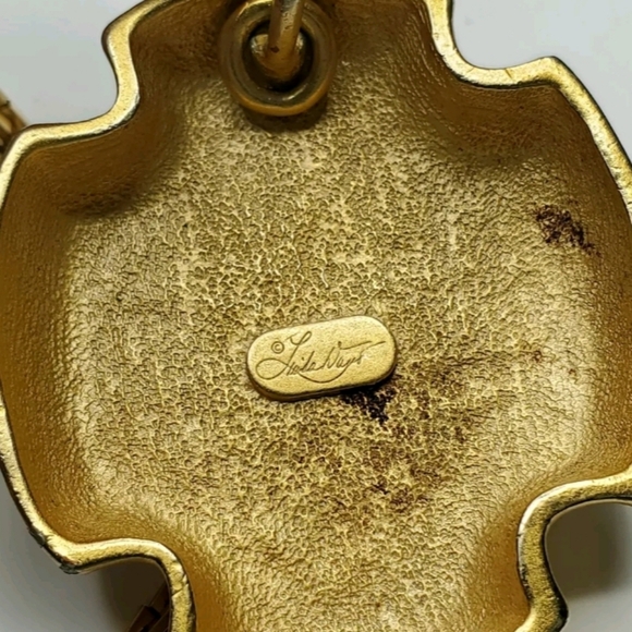 RARE Signed LINDA DAVIS 1970s Modernist Gold Tone Pendant Necklace | Black Onyx - Picture 3 of 4